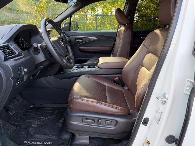 Certified 2025 Honda Ridgeline RTL image 11