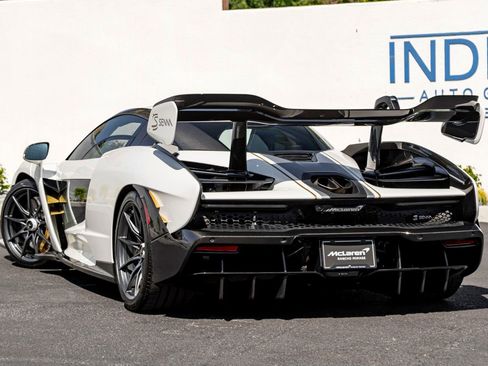 Used 2019 McLaren Senna RWD image 15