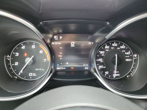 Used 2020 Alfa Romeo Stelvio Ti w/ Nero Edizione image 32