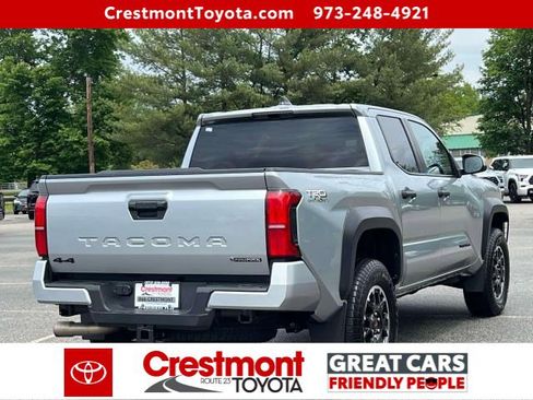 Used 2024 Toyota Tacoma TRD Off-Road image 4