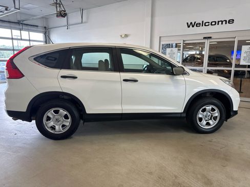 Used 2016 Honda CR-V LX image 7