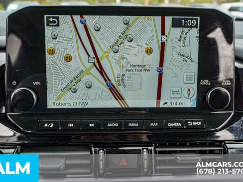 Used 2025 Nissan Pathfinder SL w/ SL Premium Package image 38