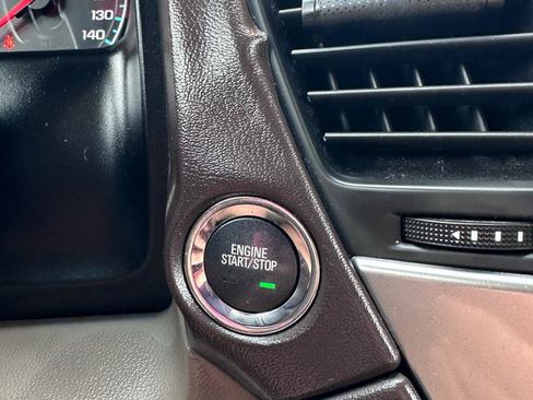 Used 2016 Chevrolet Suburban LT RWD image 45