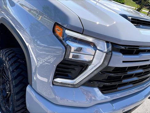 Used 2024 Chevrolet Silverado 2500 LTZ w/ LTZ Plus Package AWD/4WD image 27