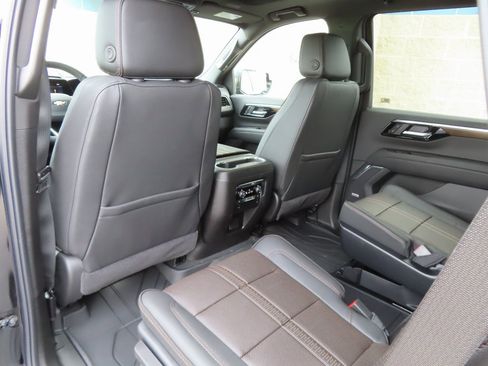 New 2026 Chevrolet Tahoe High Country image 26