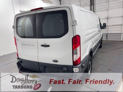 Used 2017 Ford Transit 250 Base image 8