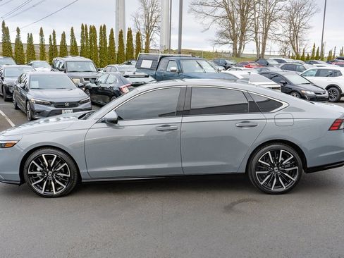 Certified 2025 Honda Accord Touring image 8