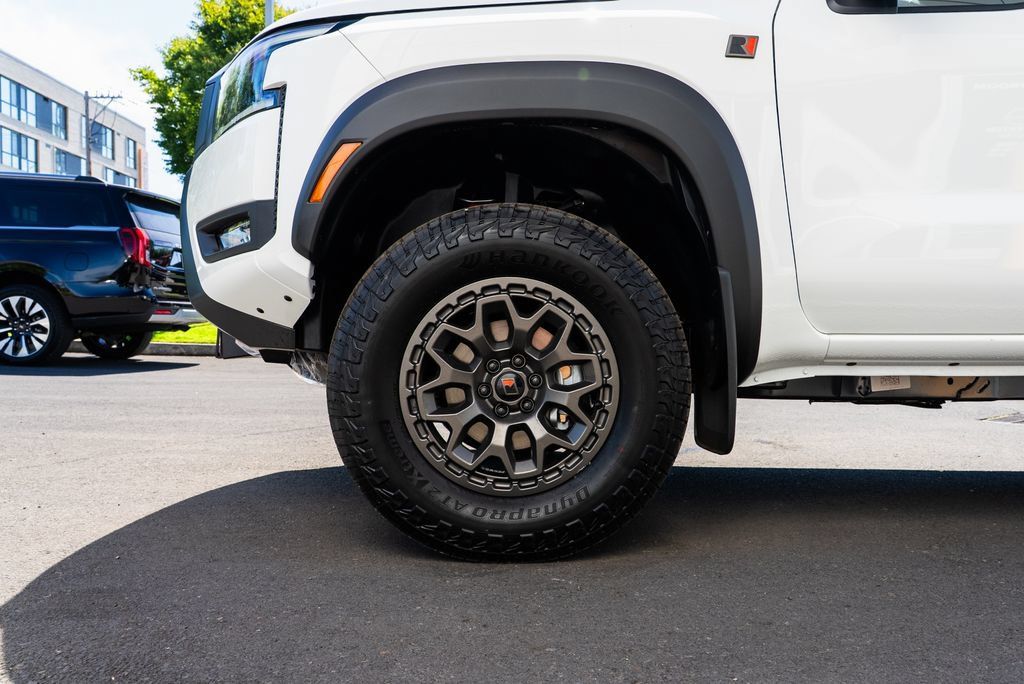 New 2026 Nissan Frontier PRO-4X w/ Pro-4x Convenience Package AWD/4WD image 7