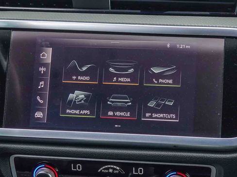 Used 2020 Audi Q3 2.0T Premium image 12