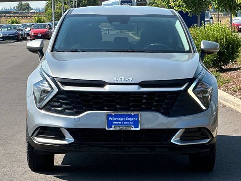 Used 2023 Kia Sportage LX AWD/4WD image 8