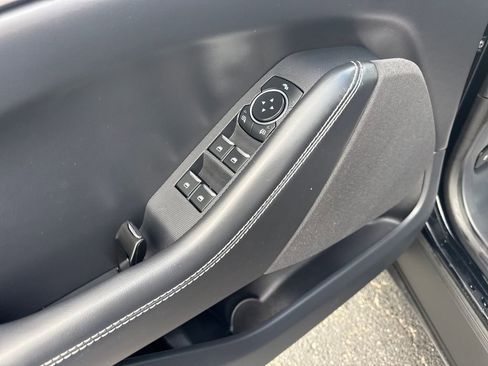 Used 2025 Ford Mustang Mach-E Select image 26