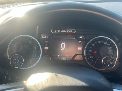 Used 2021 RAM 1500 Big Horn image 23