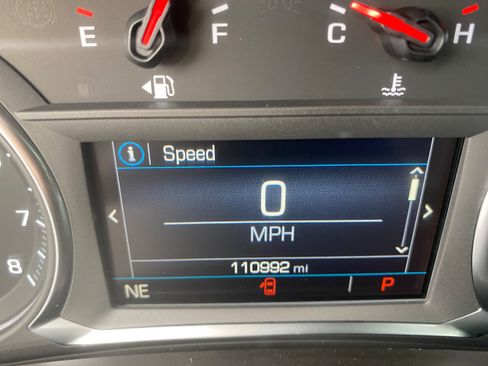Used 2018 GMC Terrain SLE w/ Driver Convenience Package FWD image 11