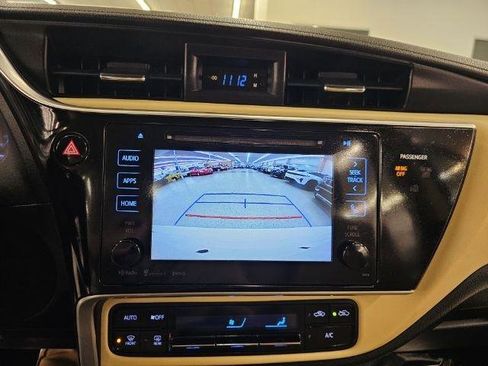 Used 2017 Toyota Corolla LE w/ LE Premium Package image 16