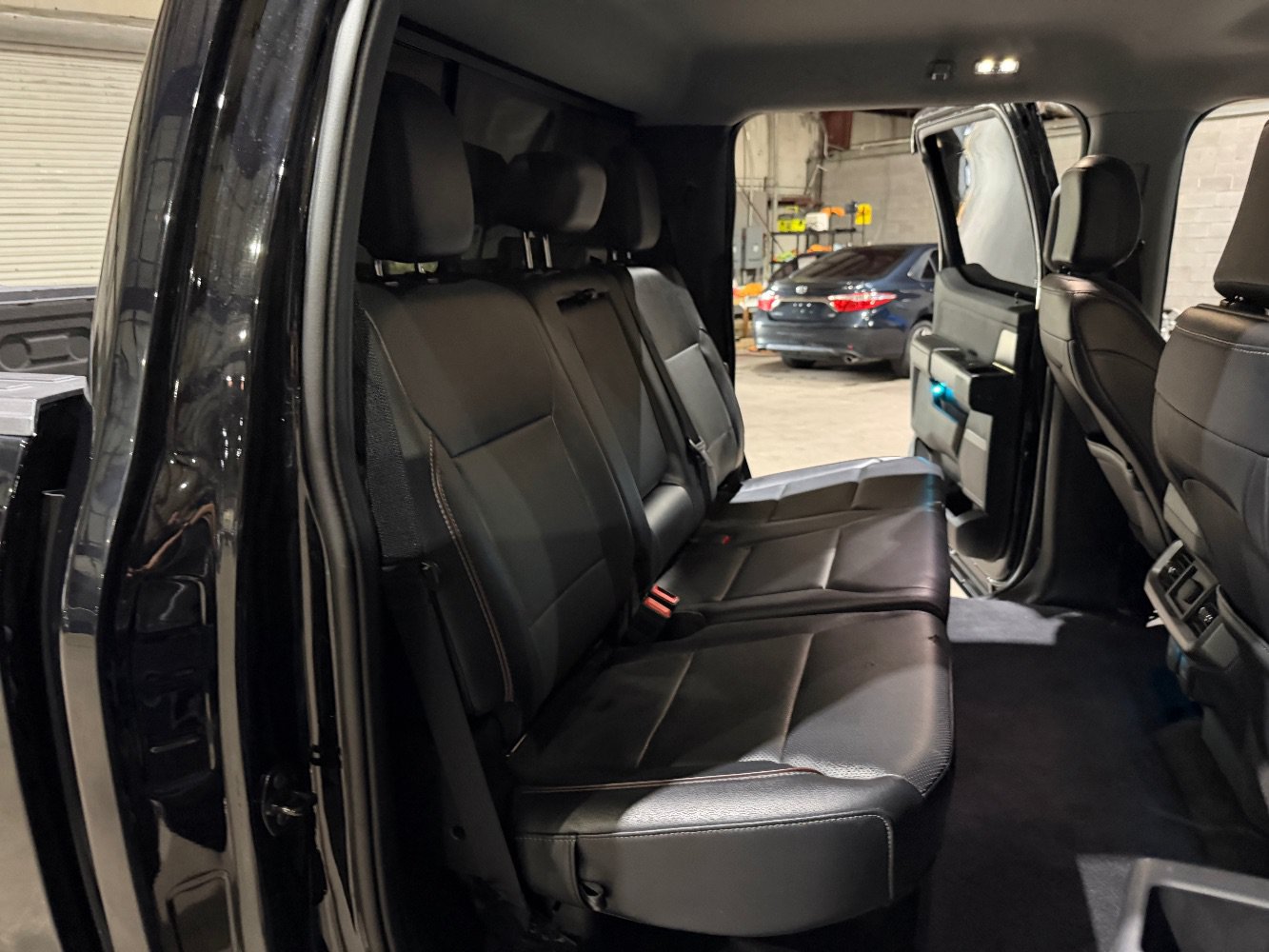 Used 2023 Ford F150 Lariat RWD image 23