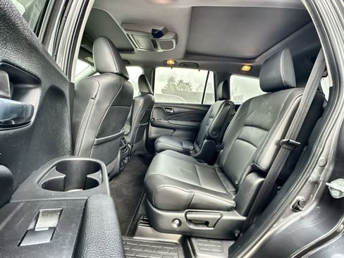Used 2021 Honda Pilot Elite image 13