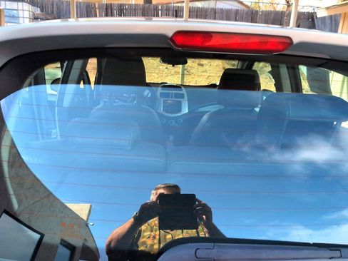 Used 2014 Chevrolet Spark LT image 31