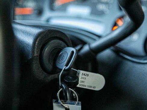 Used 2003 GMC Sierra 1500 SLE image 34