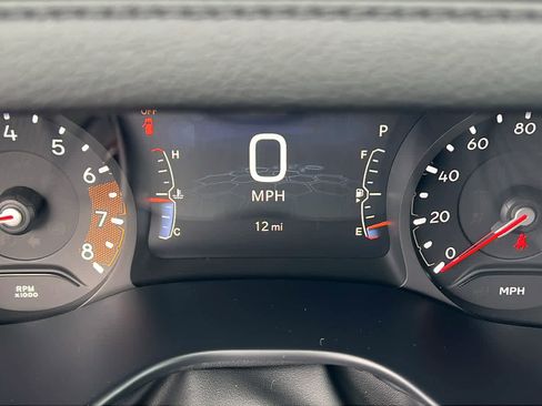 New 2026 Jeep Compass Latitude image 21