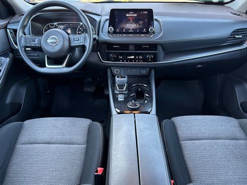 Used 2023 Nissan Rogue SV AWD/4WD image 17