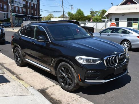 Used 2020 BMW X4 xDrive30i w/ Premium Package AWD/4WD image 4