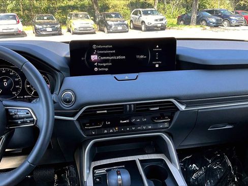 Used 2025 MAZDA CX-70 Plug-In Hybrid w/ Premium Pkg image 6