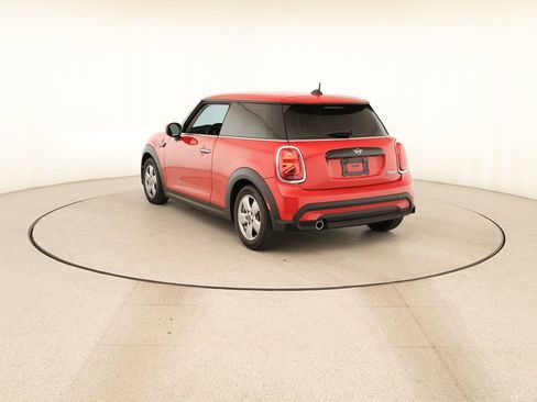Used 2024 MINI Cooper 2-Door Hardtop FWD image 4