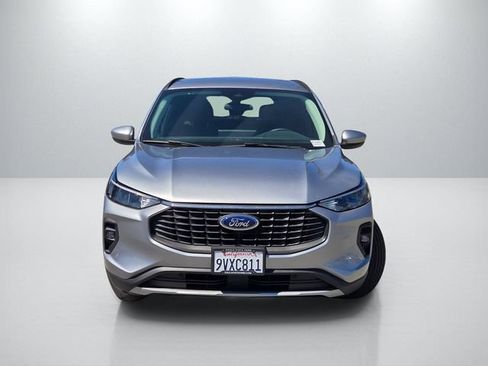 Used 2024 Ford Escape SE FWD image 2
