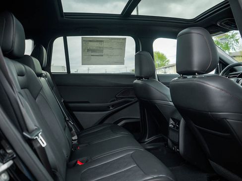 New 2026 Jeep Cherokee Overland AWD/4WD image 13