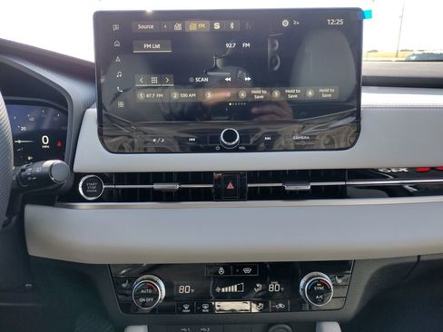 New 2026 Mitsubishi Outlander SE image 4