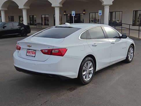 Used 2023 Chevrolet Malibu LT w/ Driver Confidence Package image 4