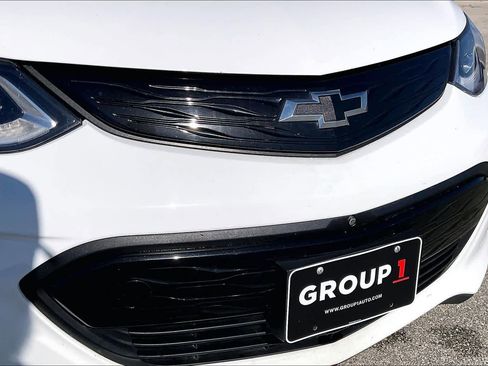 Used 2021 Chevrolet Bolt Premier w/ Infotainment Package image 29