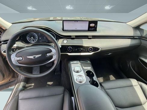 Used 2025 Genesis GV70 2.5T AWD/4WD image 12
