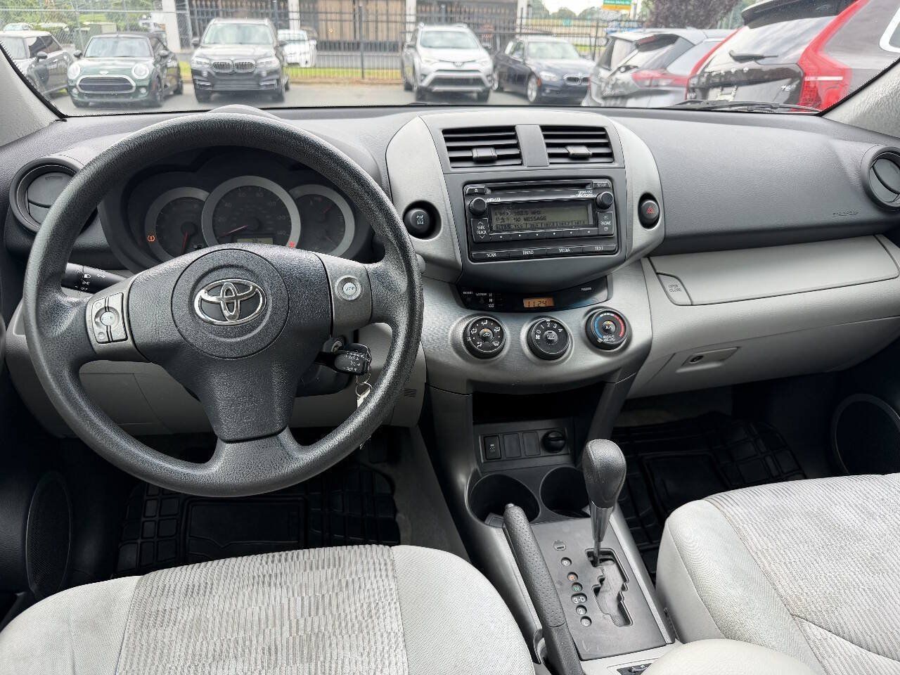 Used 2012 Toyota RAV4 4WD w/ Value Pkg image 18