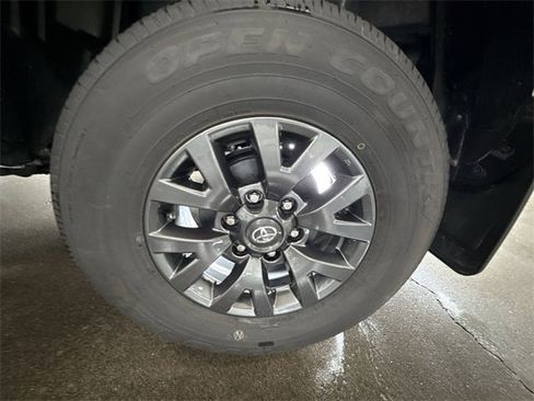 Used 2023 Toyota Tacoma SR image 61