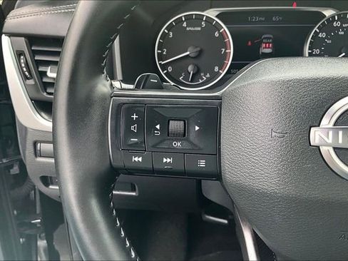 Used 2025 Nissan Rogue SV AWD/4WD image 11