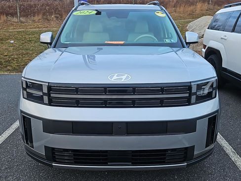 Used 2024 Hyundai Santa Fe Limited image 2