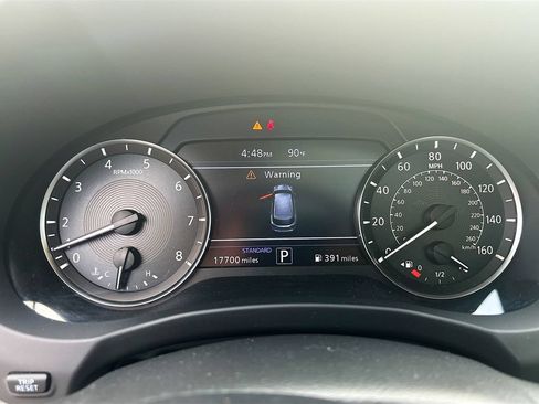 Used 2024 INFINITI QX50 Luxe FWD image 19