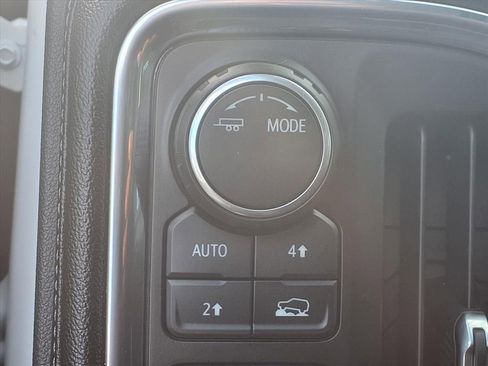 Used 2020 Chevrolet Silverado 1500 LTZ w/ LTZ Plus Package image 7