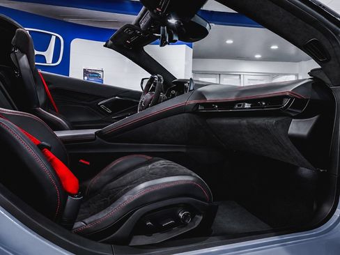 Used 2024 Chevrolet Corvette E-Ray w/ Stealth Interior Trim Package AWD/4WD image 38