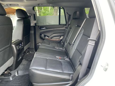 Used 2019 GMC Yukon SLT w/ Open Road Package AWD/4WD image 16