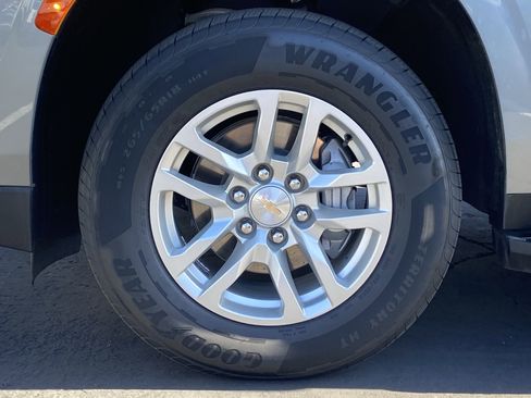 Used 2024 Chevrolet Tahoe LT image 33