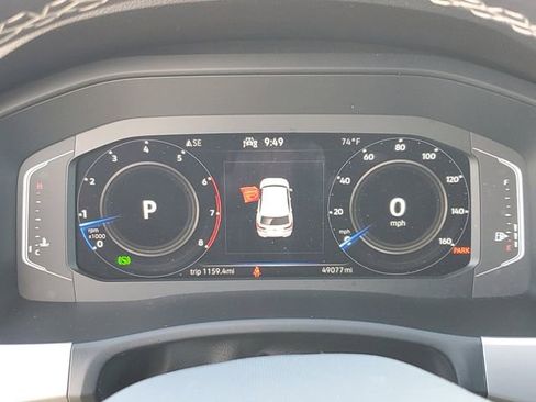 Used 2022 Volkswagen Atlas Cross Sport SE image 18