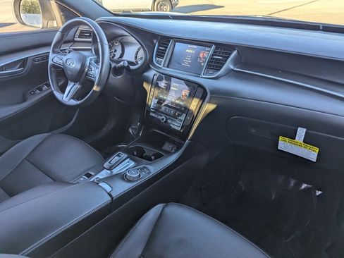 Certified 2025 INFINITI QX55 Luxe w/ Accent Package image 13