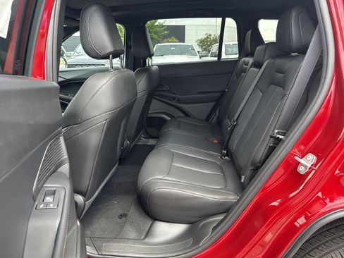 New 2026 Jeep Cherokee Overland w/ Advanced Pro Tech Group AWD/4WD image 21