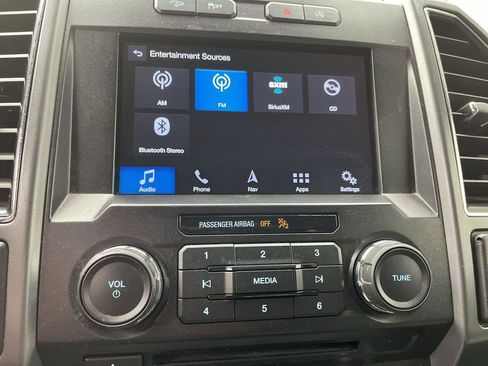 Used 2018 Ford F150 XLT w/ Equipment Group 302A Luxury AWD/4WD image 20