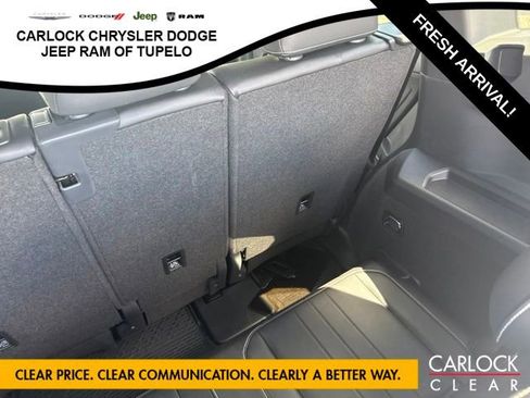 Used 2024 Volkswagen Tiguan SE R-Line FWD image 34