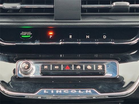 Certified 2024 Lincoln Corsair AWD w/ Equipment Group 101A image 29