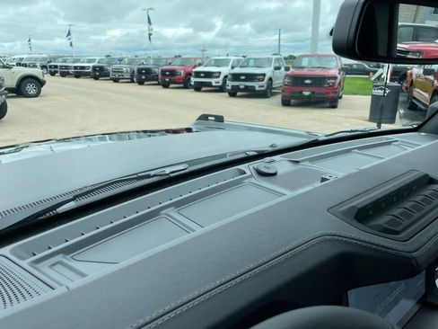 New 2025 Ford Bronco Badlands image 53