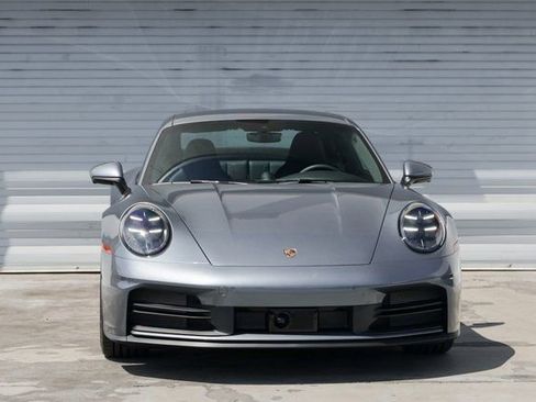 Certified 2025 Porsche 911 Carrera image 11